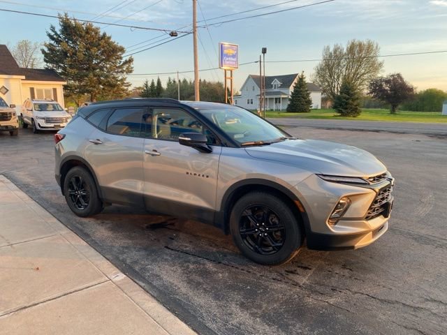 Used 2023 Chevrolet Blazer LT w/ Midnight/Sport Edition AWD/4WD image 5