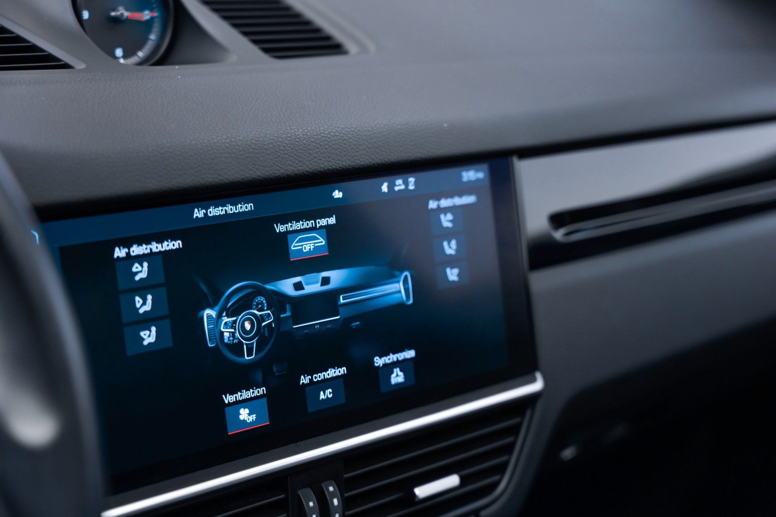Certified 2020 Porsche Cayenne AWD/4WD image 20