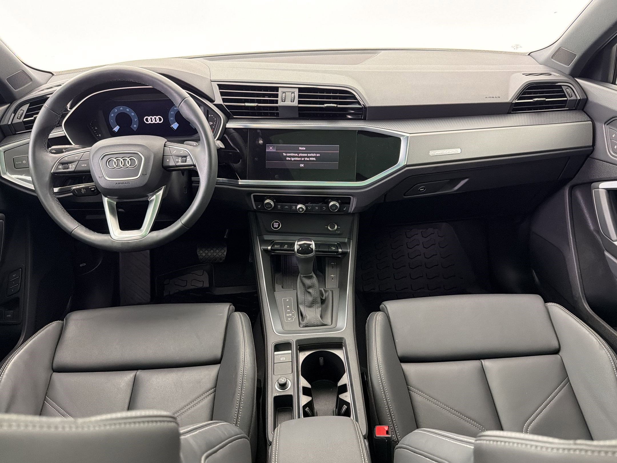 Certified 2025 Audi Q3 2.0T Premium w/ Convenience Package AWD/4WD image 17