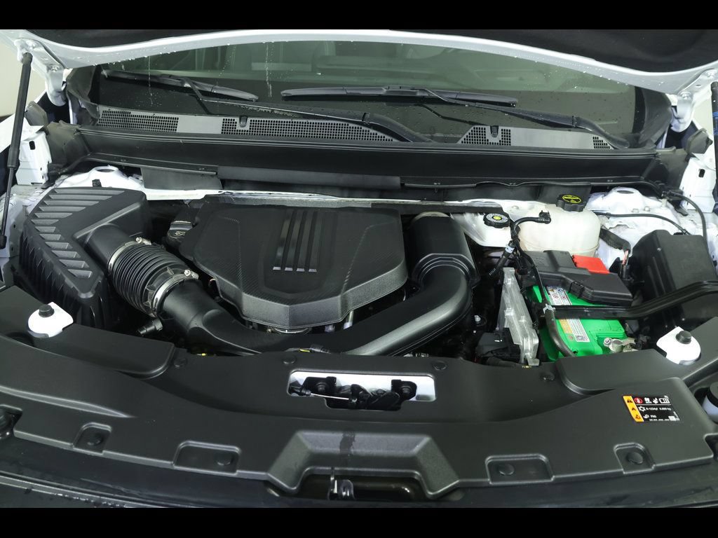 Used 2025 GMC Acadia Elevation FWD image 19