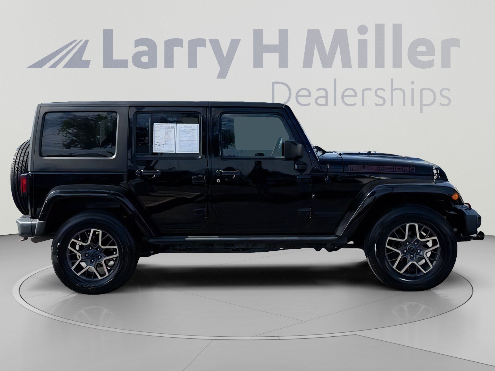 Used 2016 Jeep Wrangler Unlimited Rubicon AWD/4WD image 6