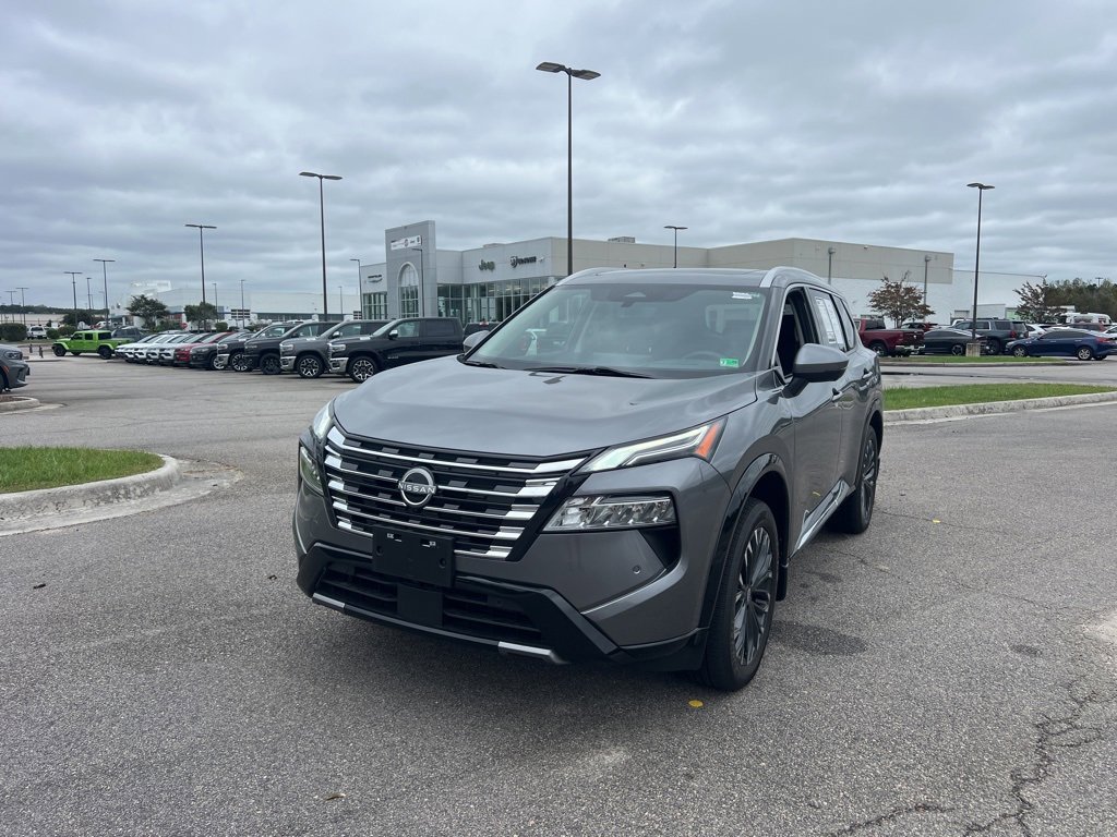 Used 2024 Nissan Rogue Platinum w/ Platinum Premium Package