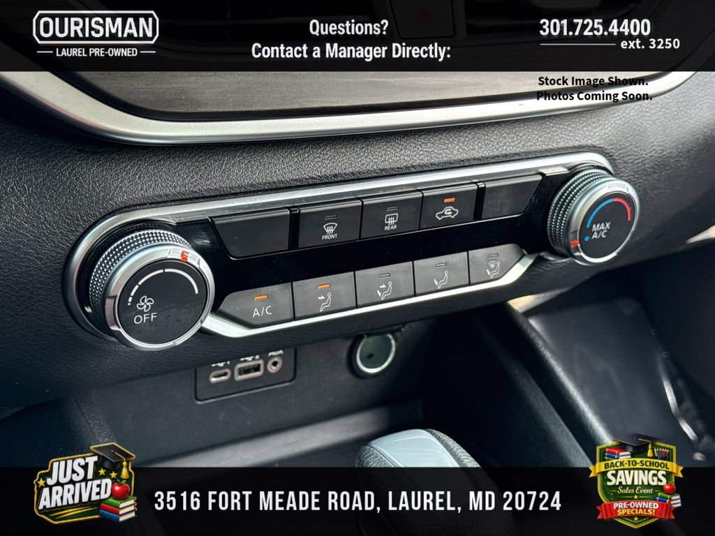 Used 2025 Nissan Altima 2.5 SV FWD image 13