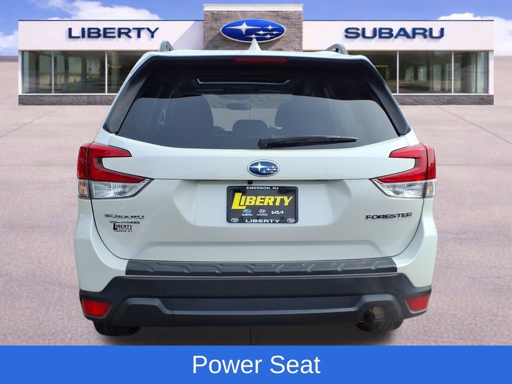 Certified 2023 Subaru Forester Premium image 8