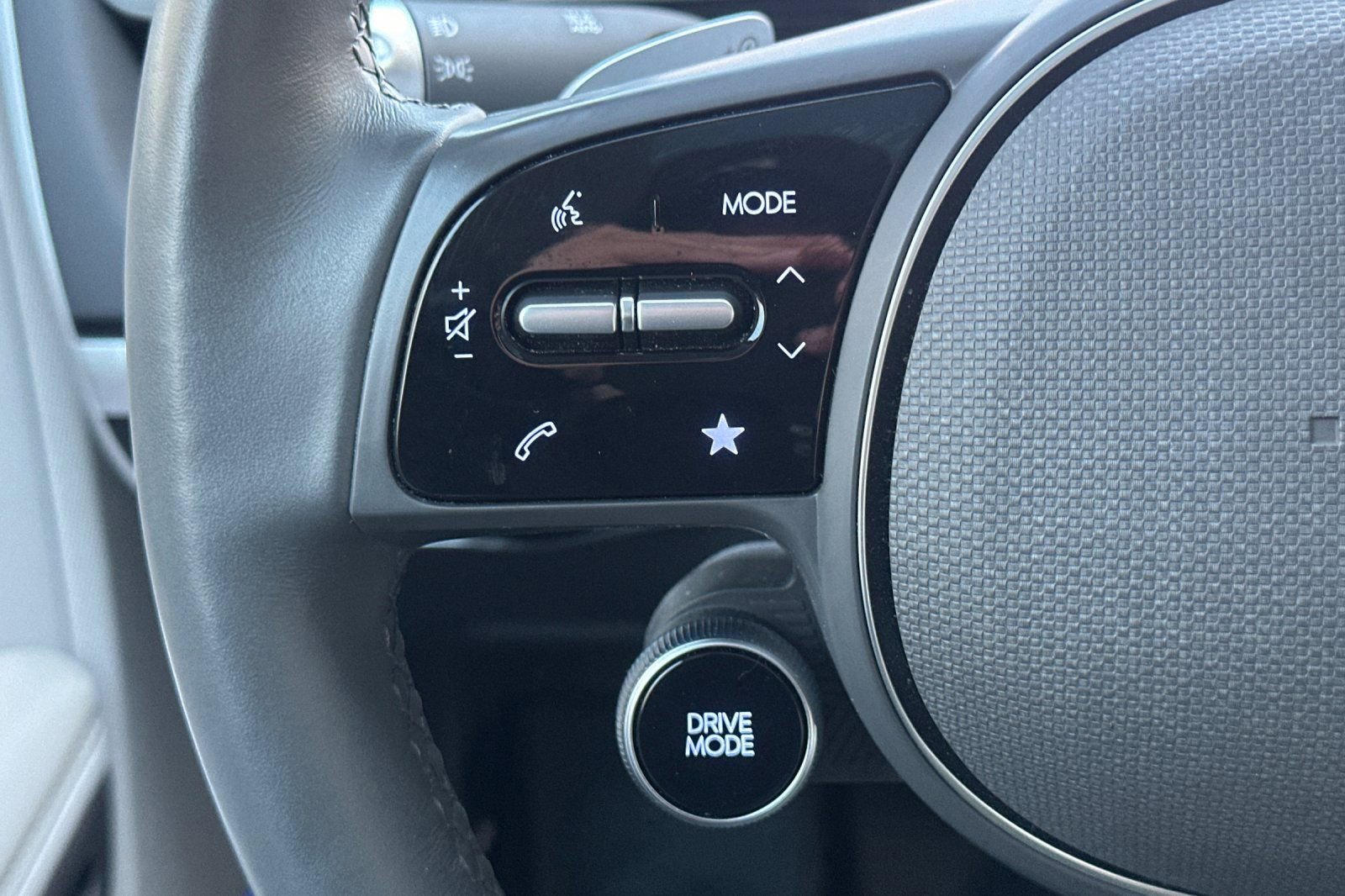 Used 2024 Hyundai Ioniq 5 Limited image 27