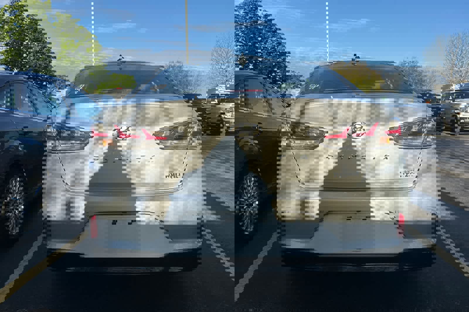 Used 2018 Hyundai Sonata Limited w/ Ultimate Package 02 FWD image 5