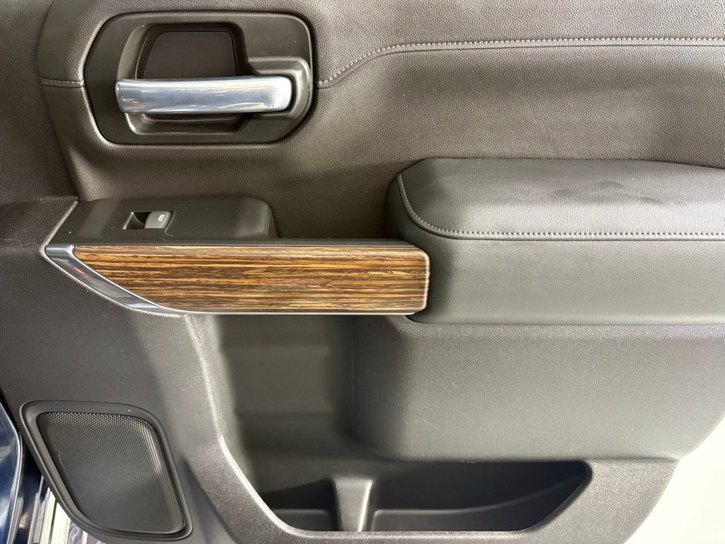 Used 2022 Chevrolet Silverado 2500 High Country w/ Z71 Off-Road Package image 18