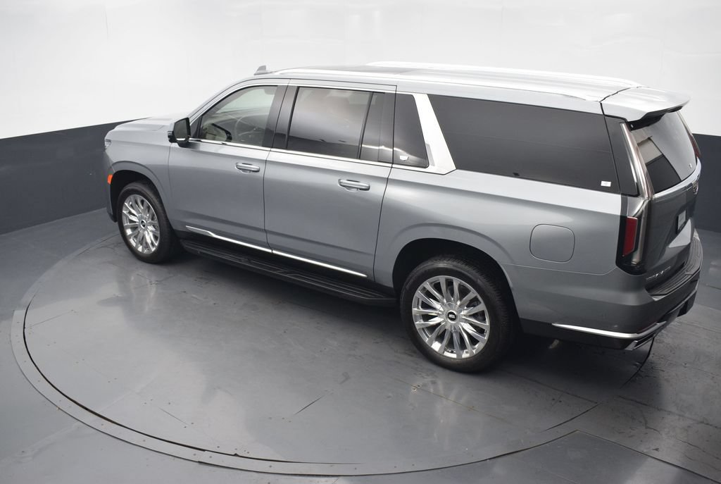 Certified 2024 Cadillac Escalade ESV Premium Luxury AWD/4WD image 47