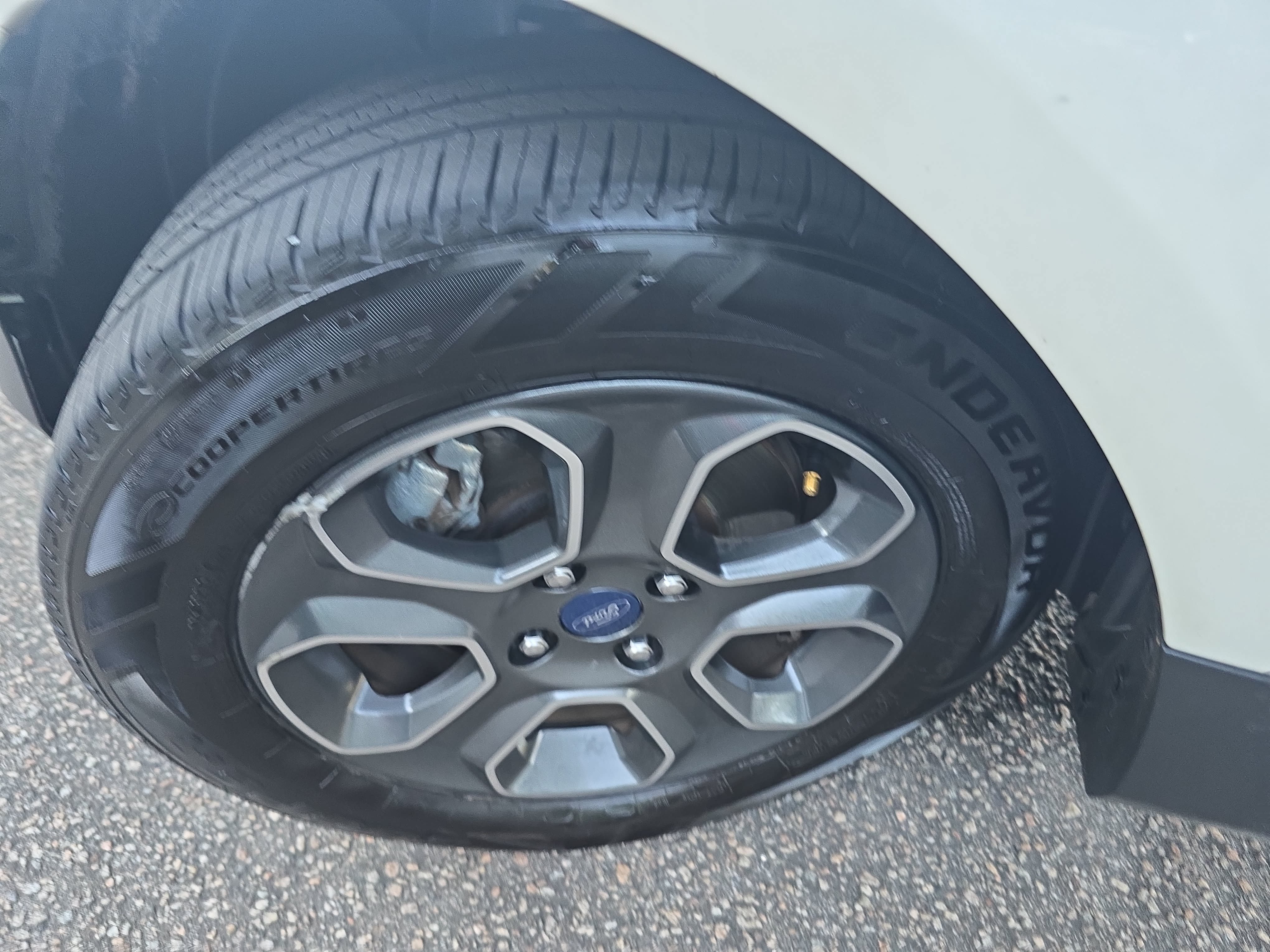Used 2018 Ford EcoSport S FWD image 34