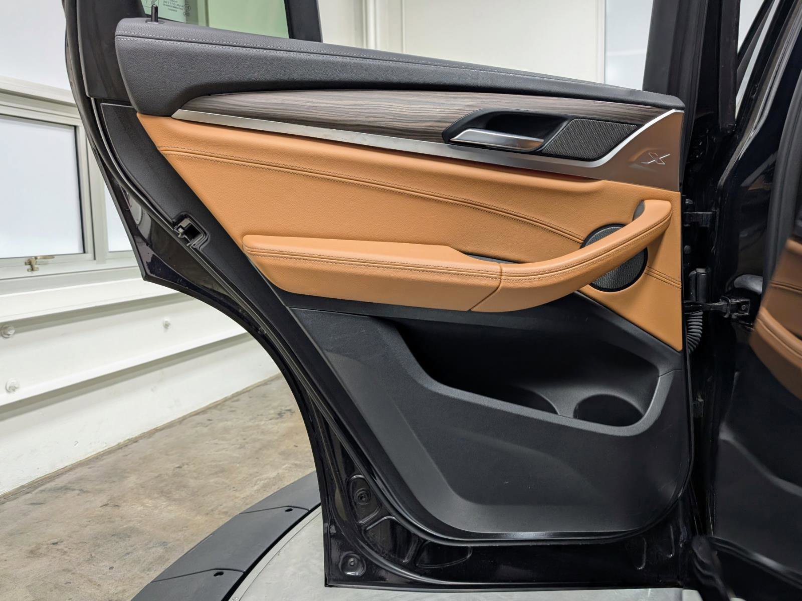 Used 2018 BMW X3 M40i image 17