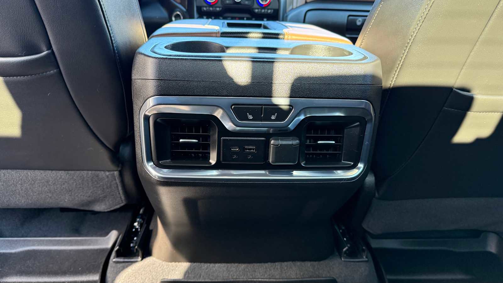 Used 2021 Chevrolet Silverado 3500 High Country AWD/4WD image 9