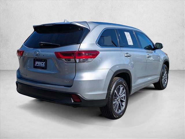Used 2018 Toyota Highlander XLE image 5