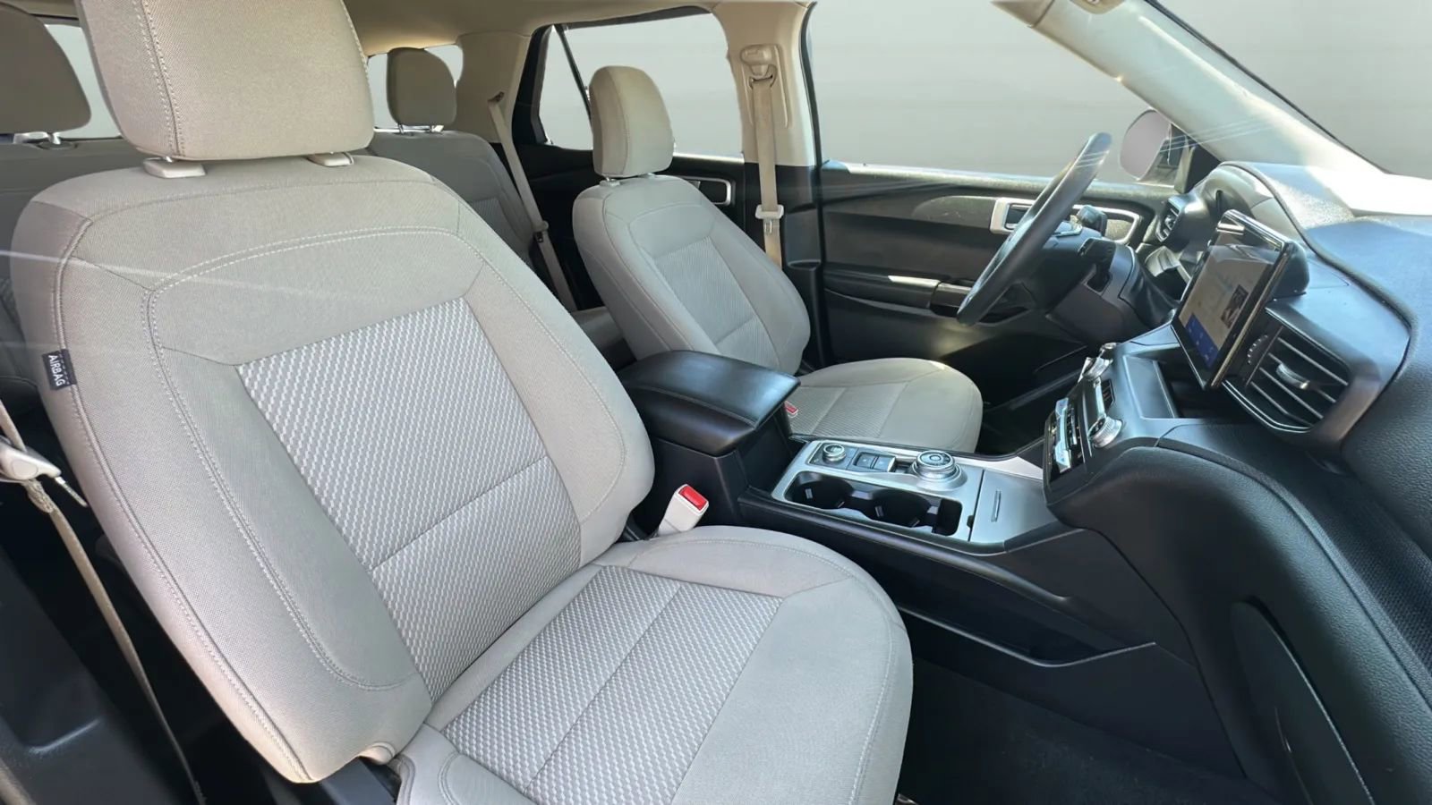 Used 2021 Ford Explorer 4WD image 33