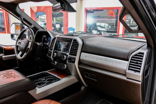 Used 2019 Ford F350 King Ranch w/ King Ranch Ultimate Package AWD/4WD image 12