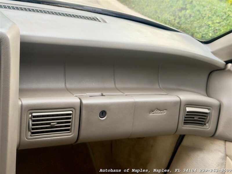 Used 1993 Cadillac Allante FWD image 20