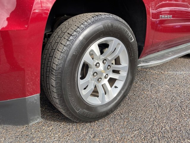 Used 2018 Chevrolet Tahoe LS w/ Enhanced Driver Alert Package image 10