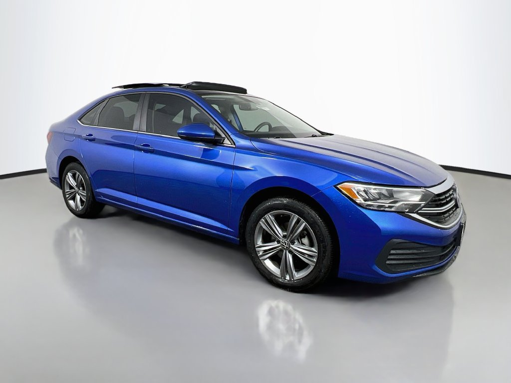 Used 2024 Volkswagen Jetta SE w/ Panoramic Sunroof Package FWD image 28