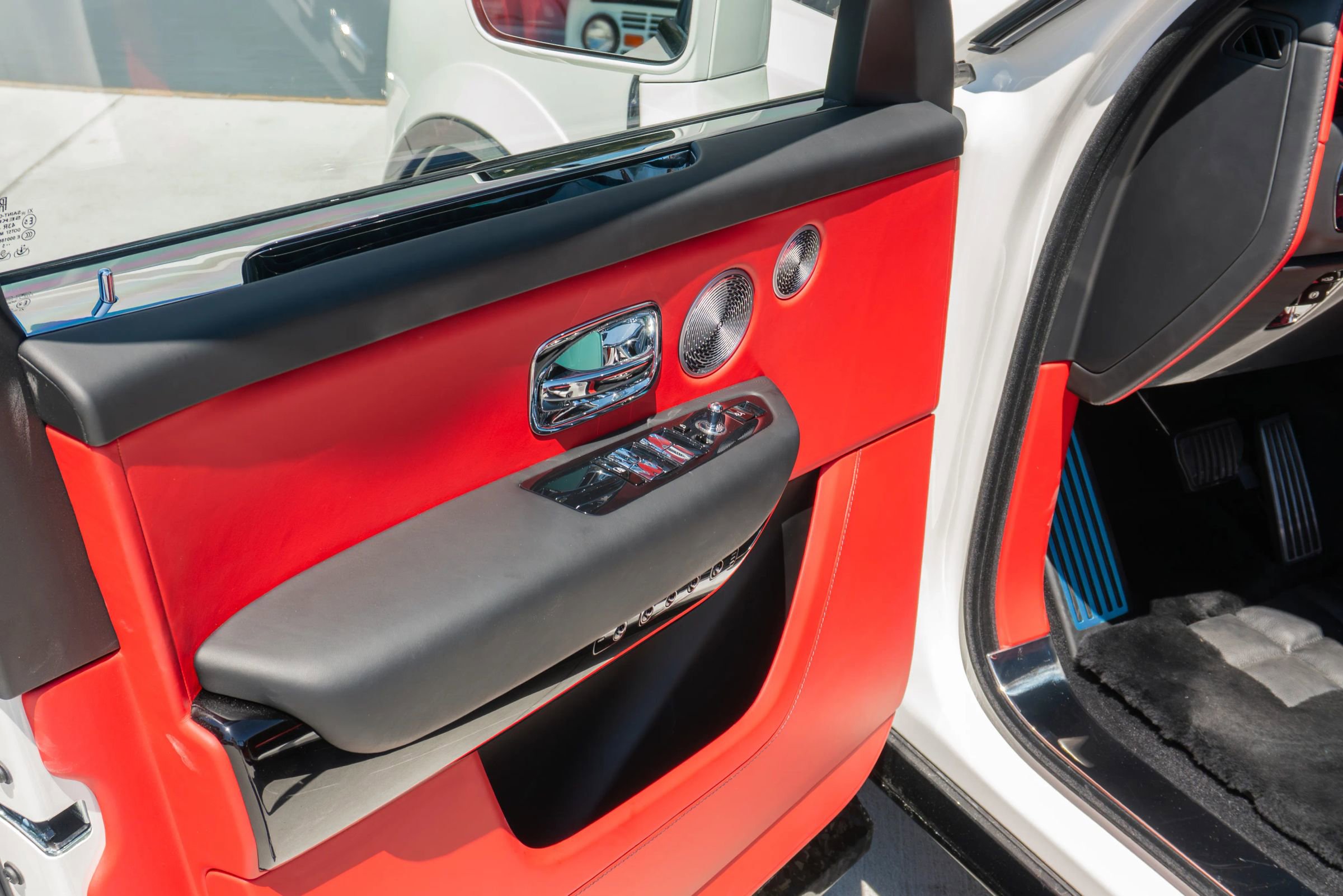 Used 2026 Rolls-Royce Cullinan AWD/4WD image 91