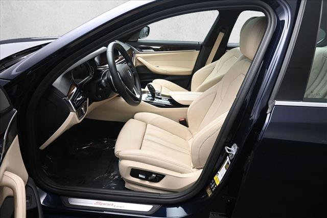 Used 2019 BMW 530i xDrive AWD/4WD image 9