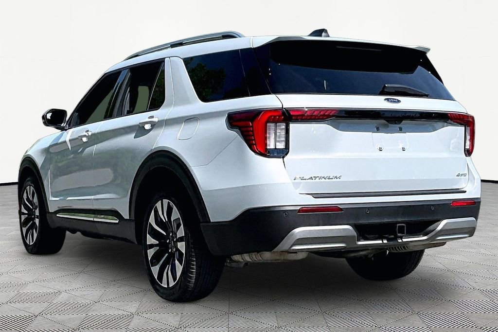 Used 2025 Ford Explorer Platinum w/ LUX Leather Package image 4