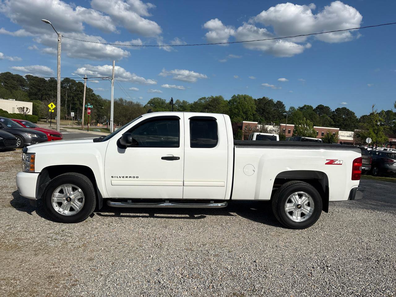 Used 2011 Chevrolet Silverado 1500 LT w/ All-Star Edition RWD image 16