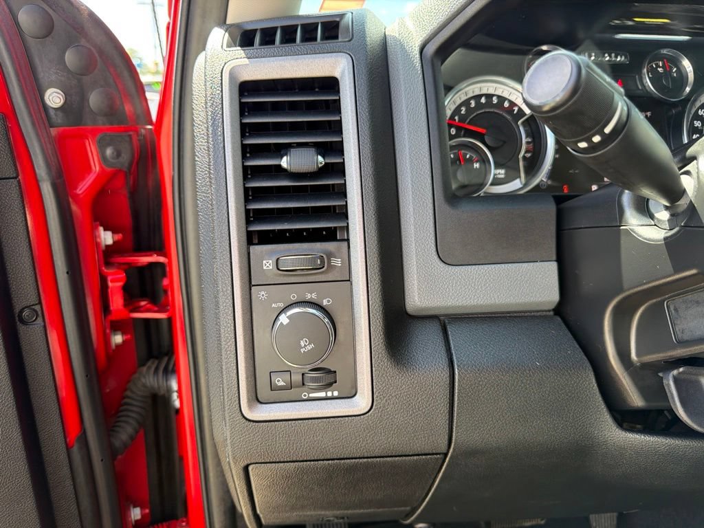 Used 2016 RAM 1500 Express w/ Popular Equipment Group AWD/4WD image 20