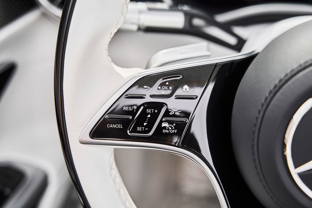 Used 2026 Mercedes-Benz Maybach SL 680 image 40