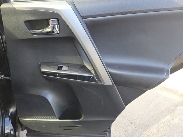 Used 2017 Toyota RAV4 Limited image 25