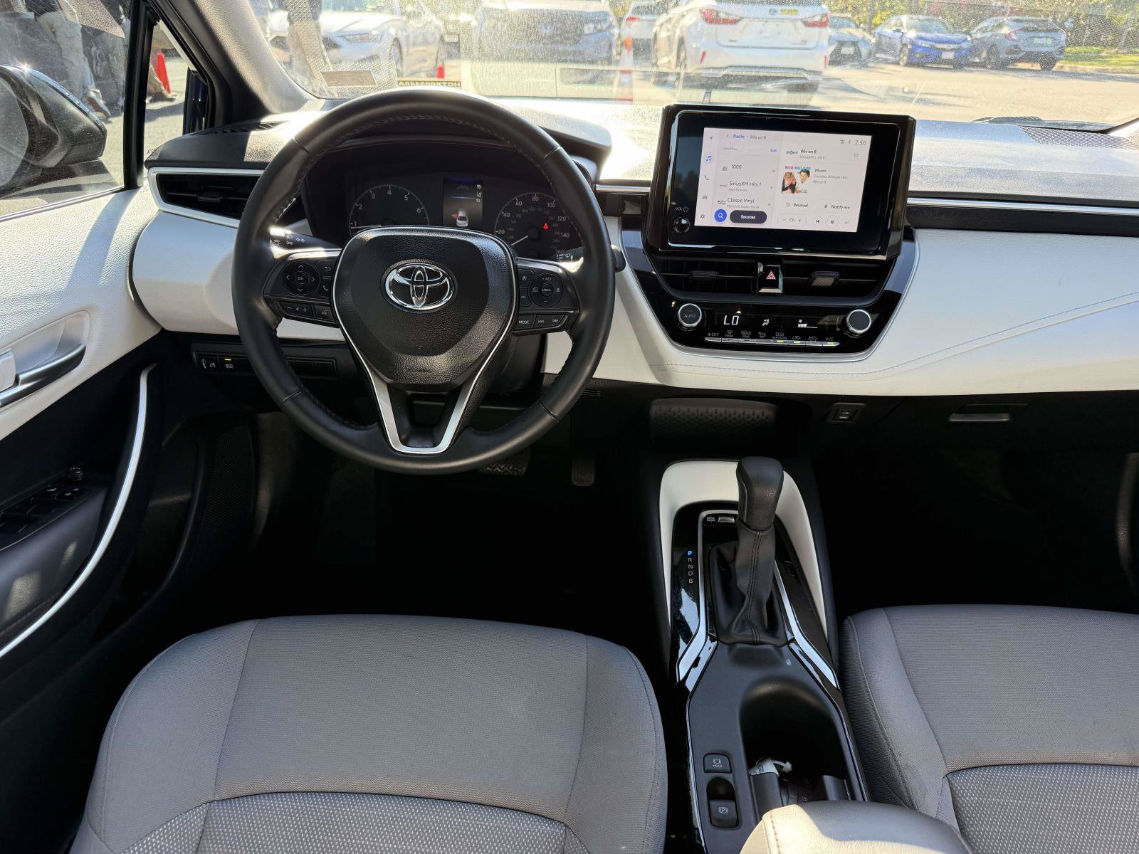 Used 2025 Toyota Corolla SE FWD image 8