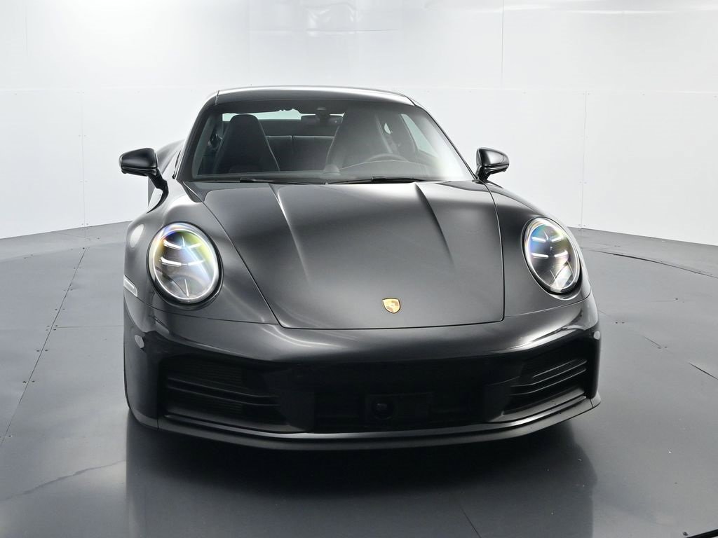 Used 2025 Porsche 911 Carrera w/ Premium Package image 18