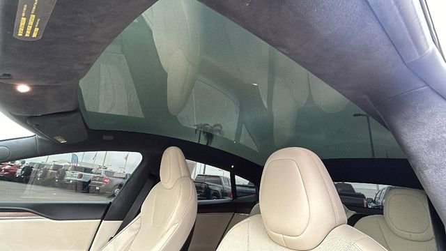 Used 2021 Tesla Model S Plaid image 23