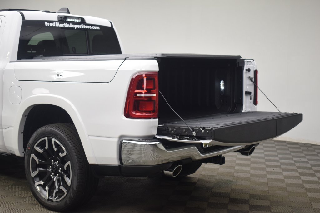 New 2026 RAM 1500 Limited AWD/4WD image 18