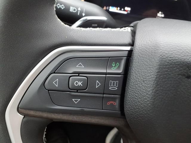 New 2026 Jeep Grand Cherokee Altitude RWD image 23