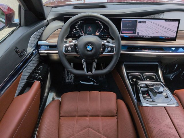 Used 2024 BMW 760i xDrive AWD/4WD image 15