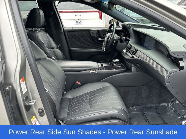 Used 2018 Lexus LS 500 w/ Luxury Package RWD image 20