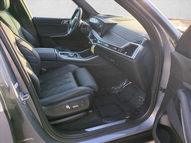 Certified 2025 BMW X5 xDrive40i w/ Parking Assistance Package image 23