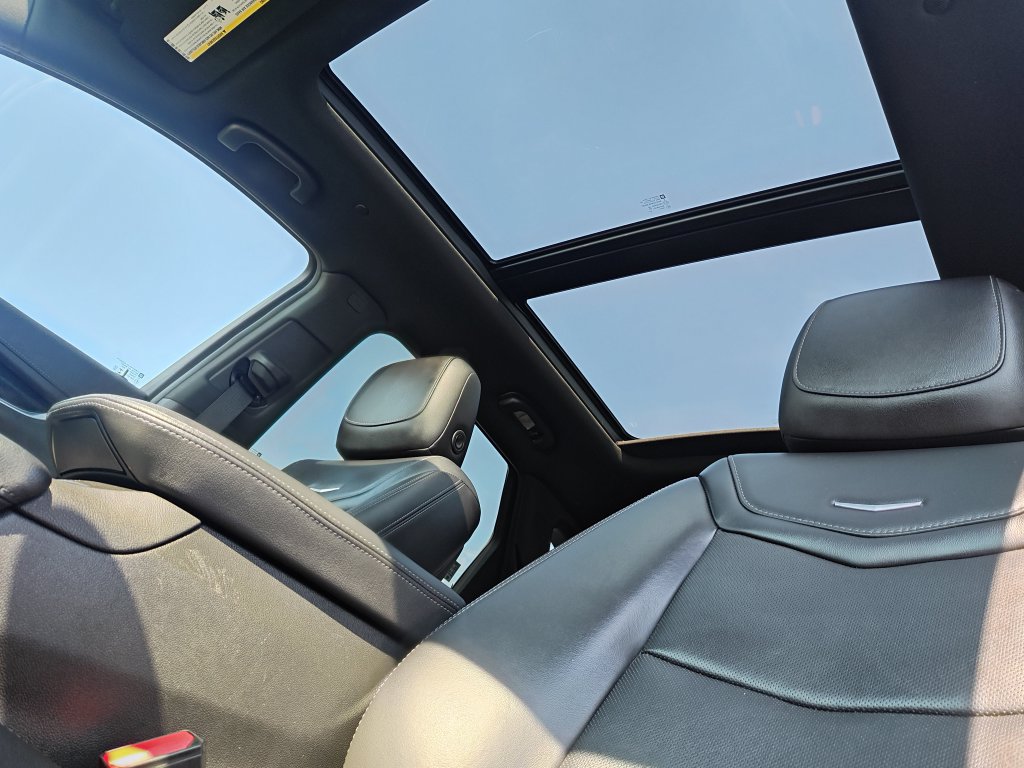 Used 2020 Cadillac XT5 Premium Luxury w/ LPO, Floor Liner Package AWD/4WD image 26