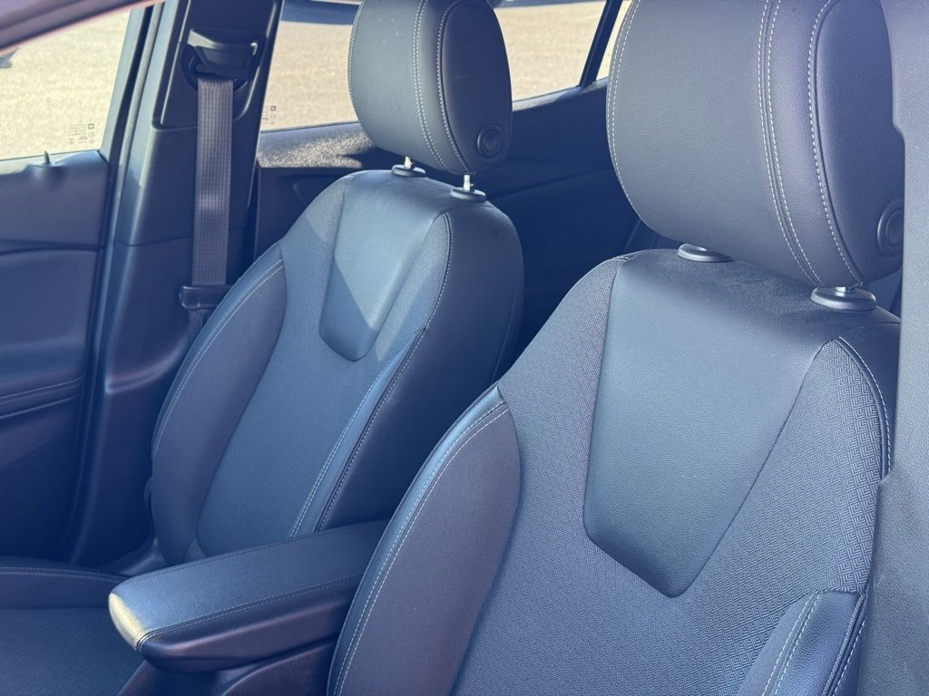 Used 2023 Buick Encore GX Select w/ Sport Touring Package image 19