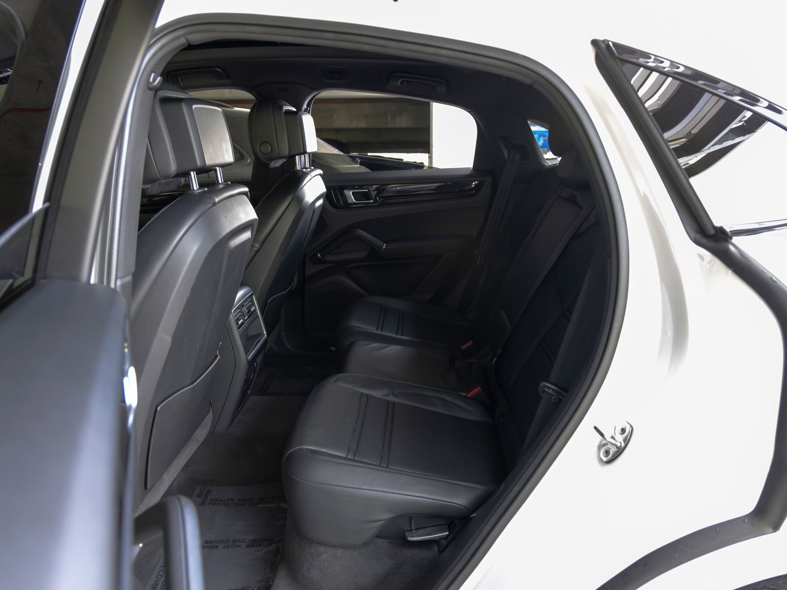 Certified 2021 Porsche Cayenne Coupe image 43