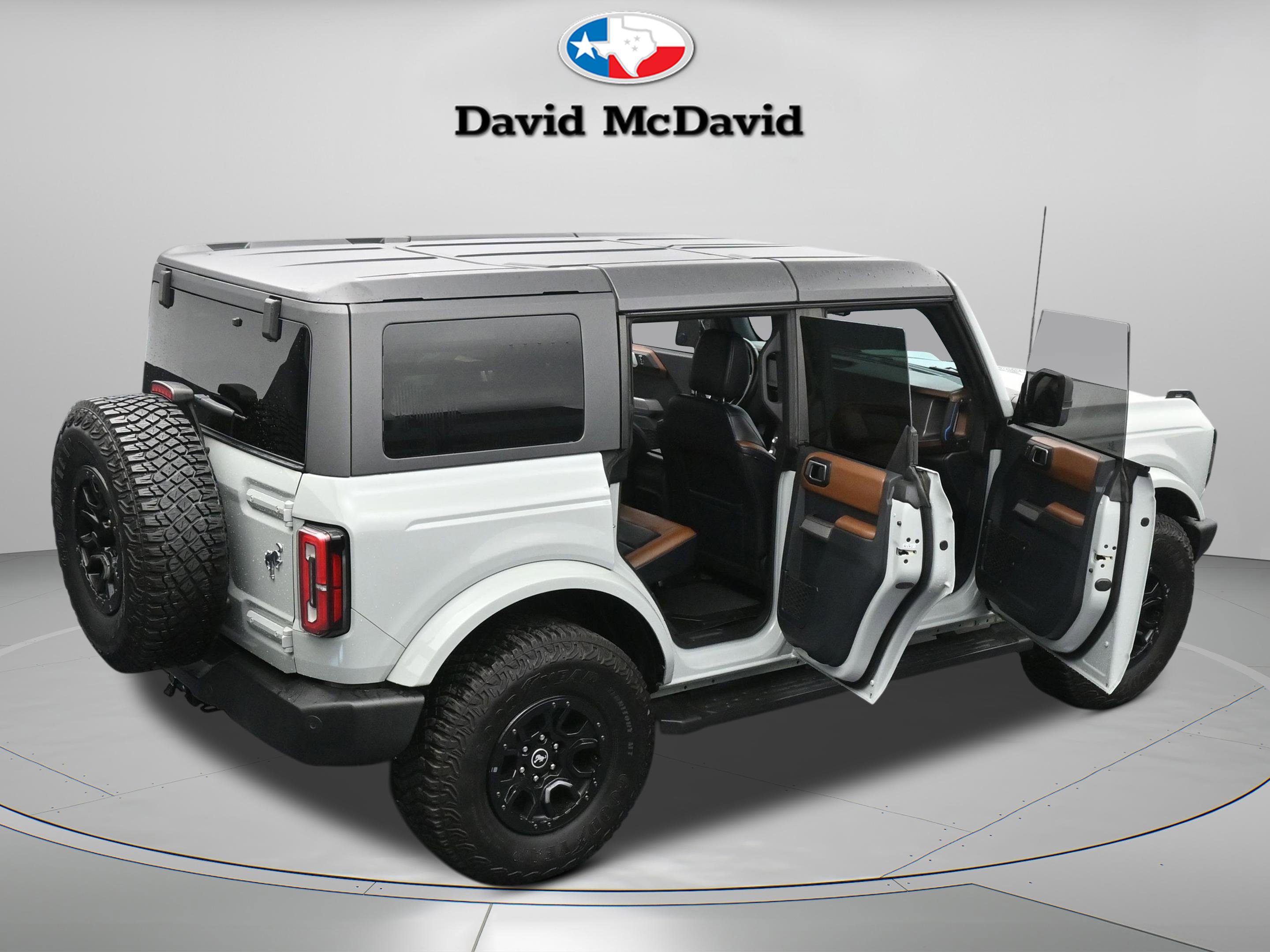 Used 2023 Ford Bronco Outer Banks image 46