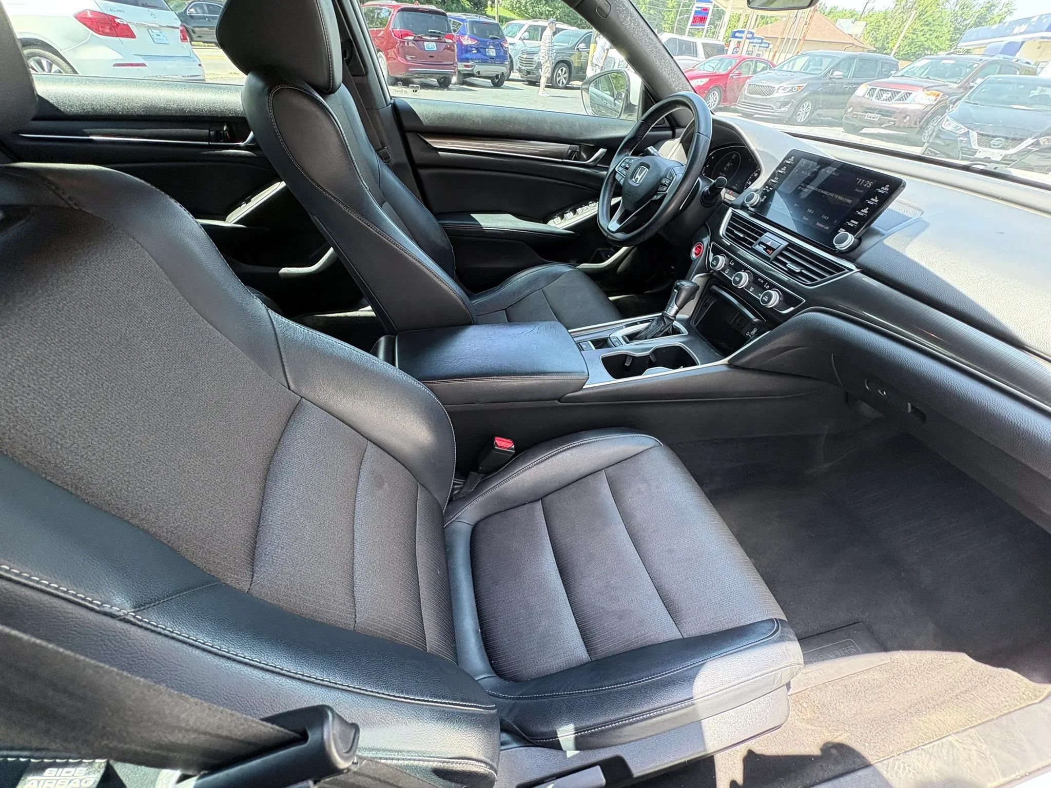 Used 2018 Honda Accord Sport image 20