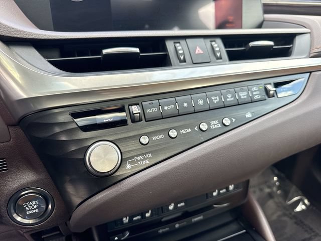 Certified 2021 Lexus ES 350 w/ Premium Package FWD image 19