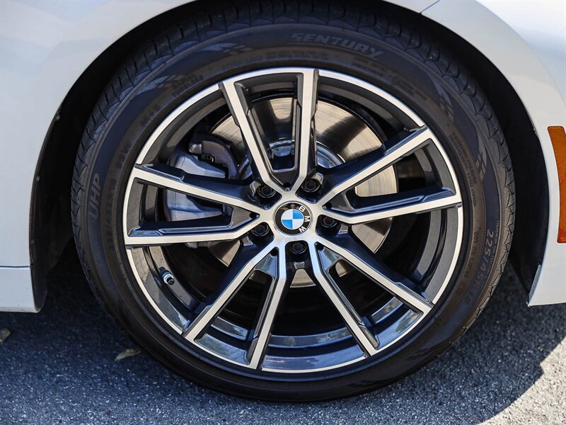 Used 2022 BMW 430i Coupe w/ Convenience Package RWD image 12