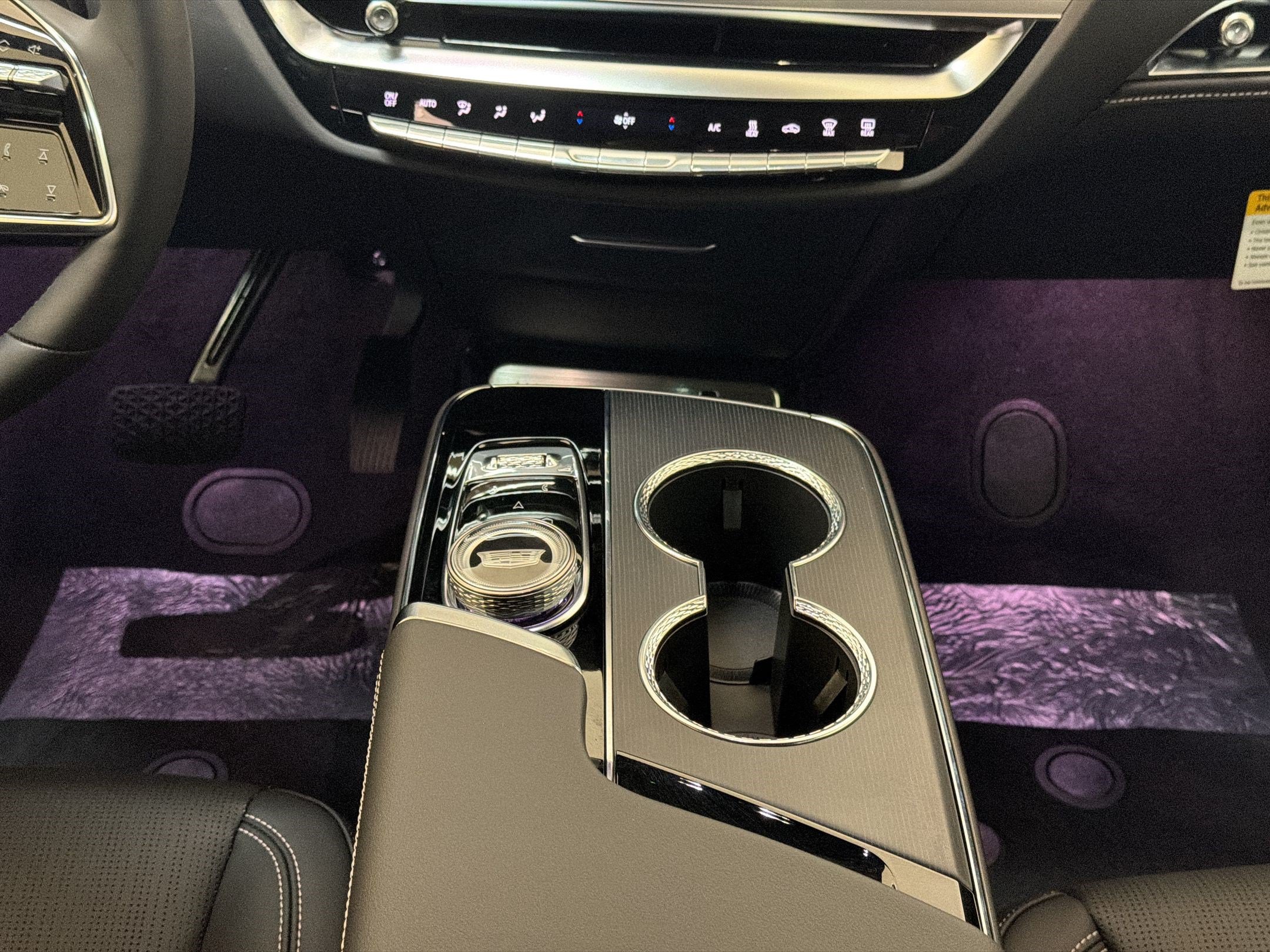 New 2026 Cadillac Lyriq Sport AWD/4WD image 22