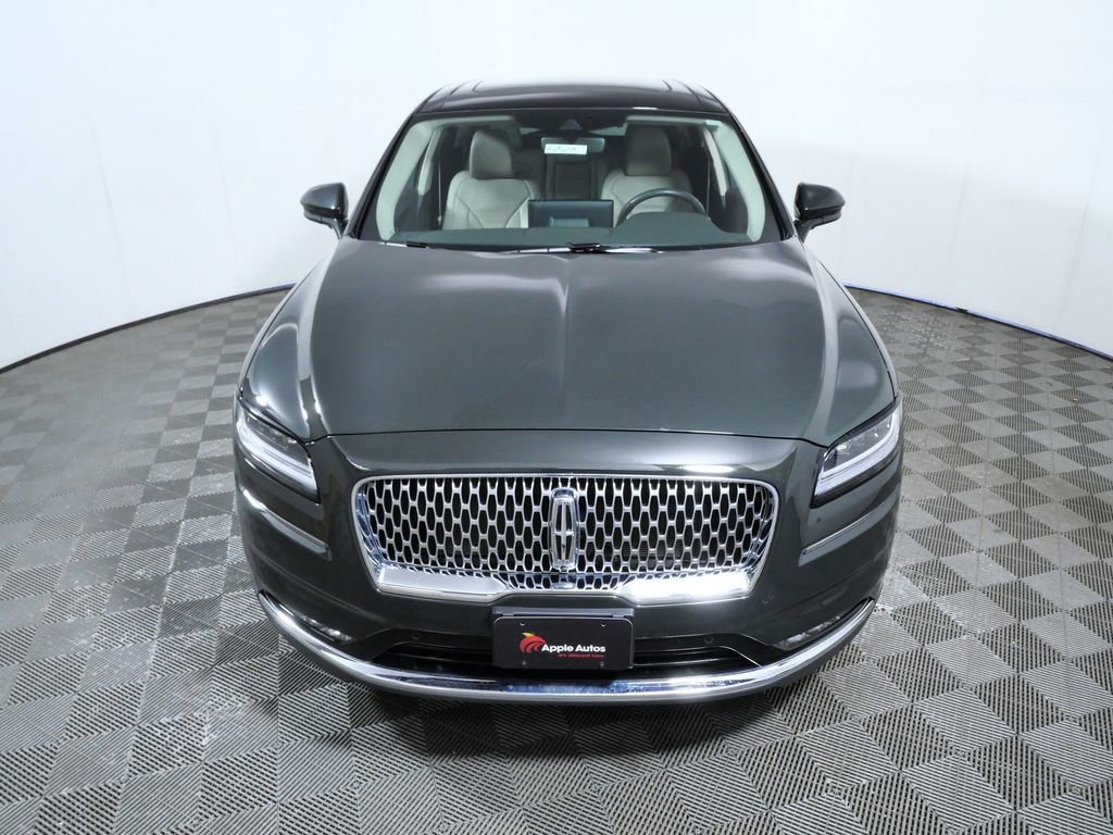 Certified 2022 Lincoln Nautilus Reserve w/ Equipment Group 202A image 3