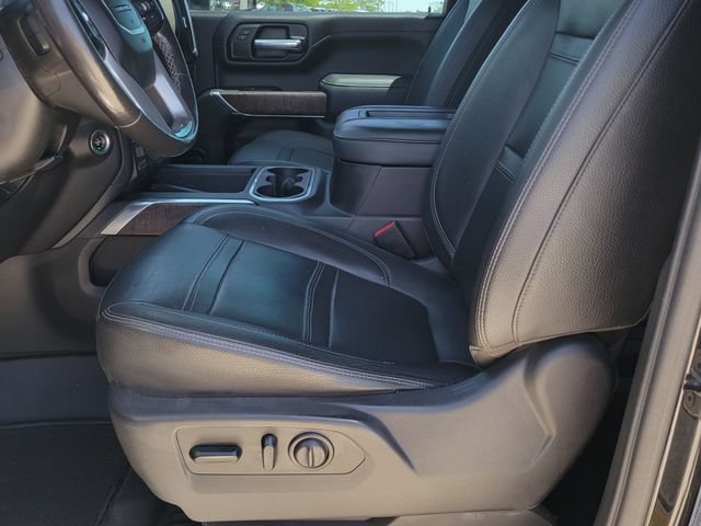 Used 2021 GMC Sierra 3500 Denali w/ Denali Black Diamond Edition AWD/4WD image 6