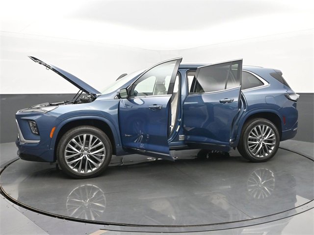 New 2026 Buick Enclave Avenir w/ Super Cruise Package image 57
