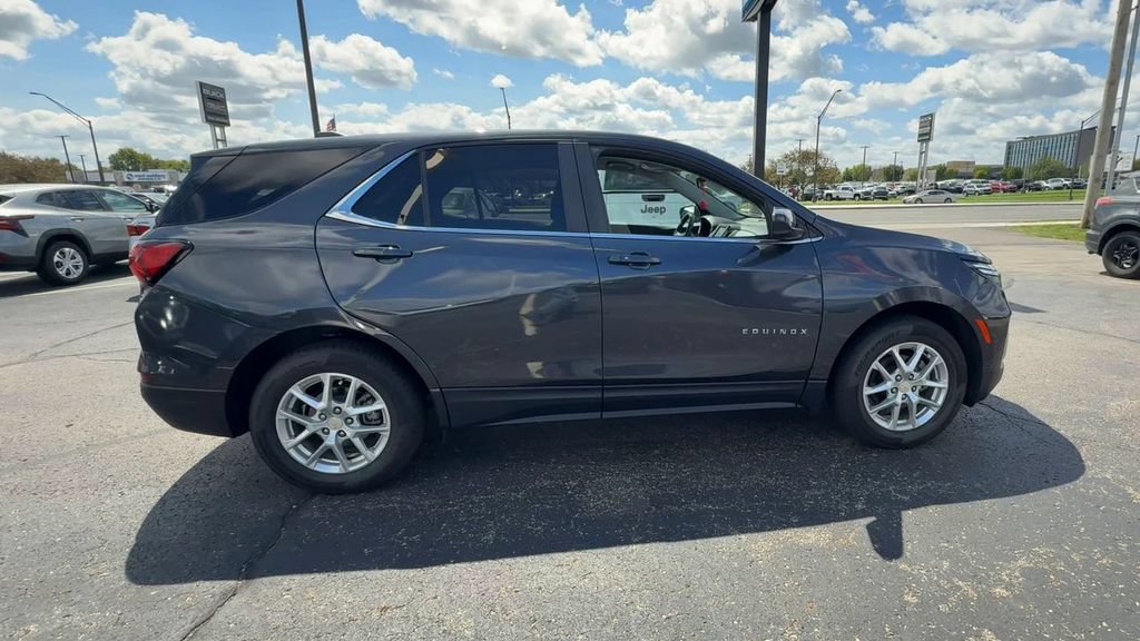 Used 2023 Chevrolet Equinox LT AWD/4WD image 9