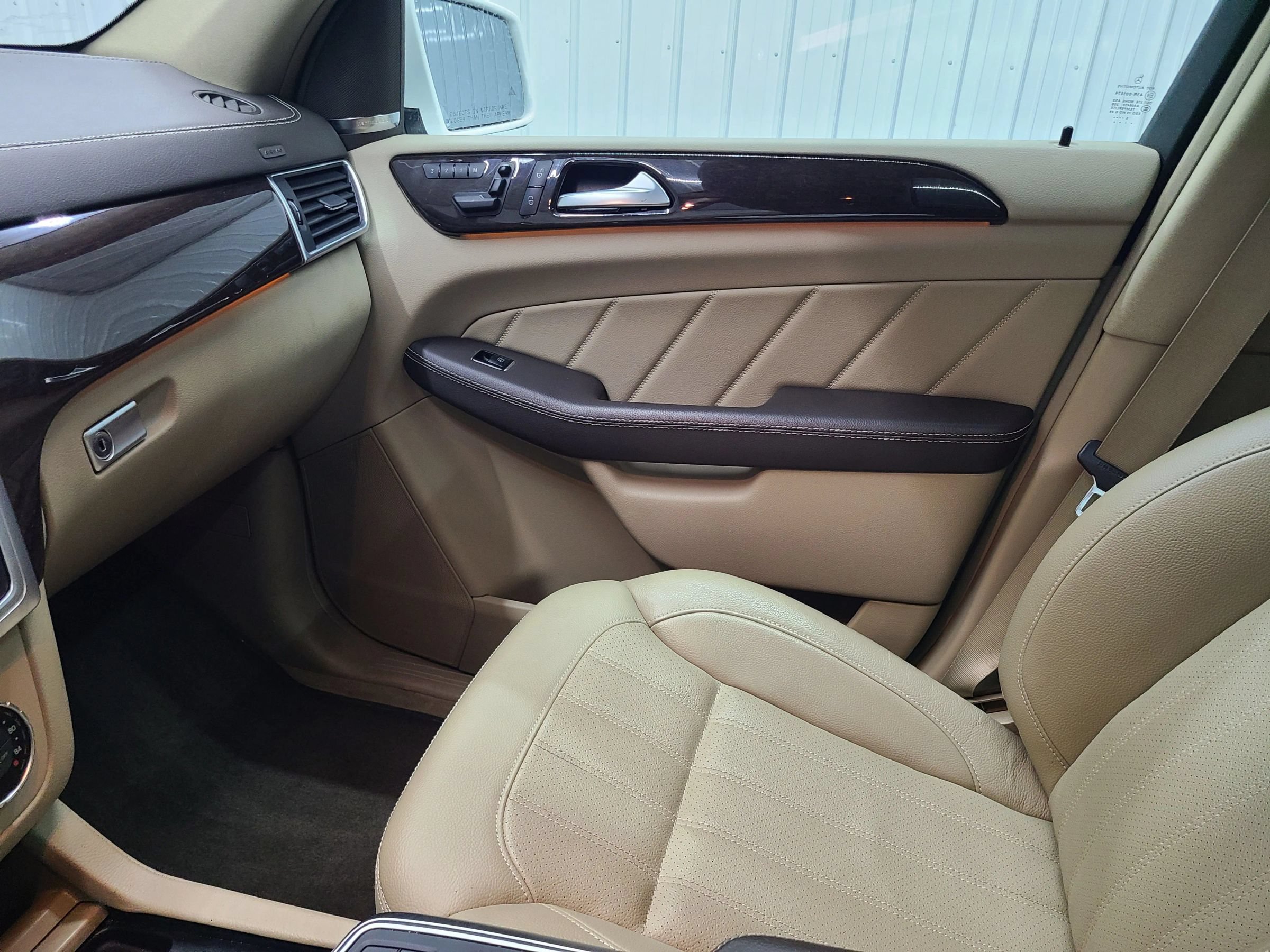 Used 2016 Mercedes-Benz GL 450 4MATIC image 23