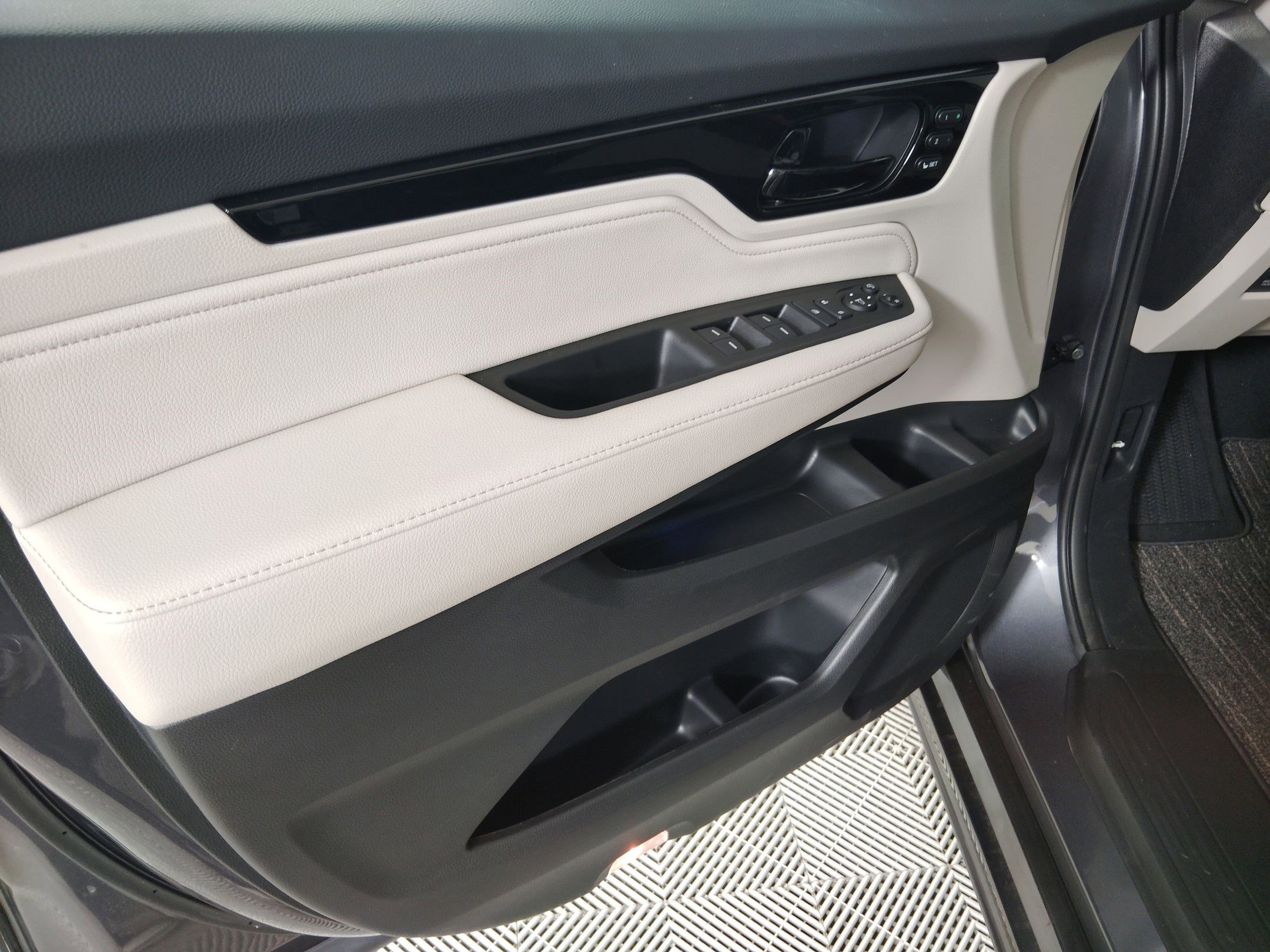 New 2026 Honda Odyssey Elite image 11